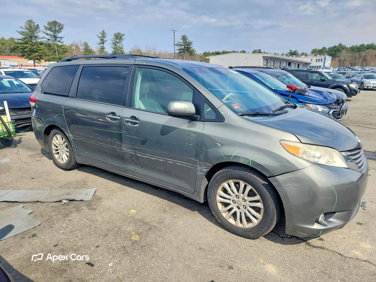 Toyota Sienna 2011