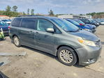 Toyota Sienna 2011