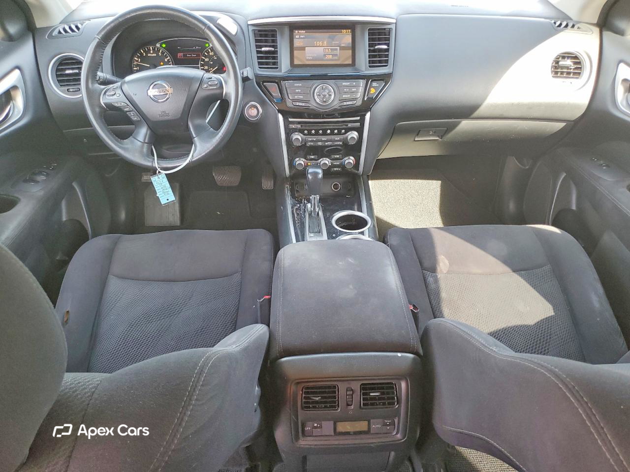 Nissan Pathfinder 2015