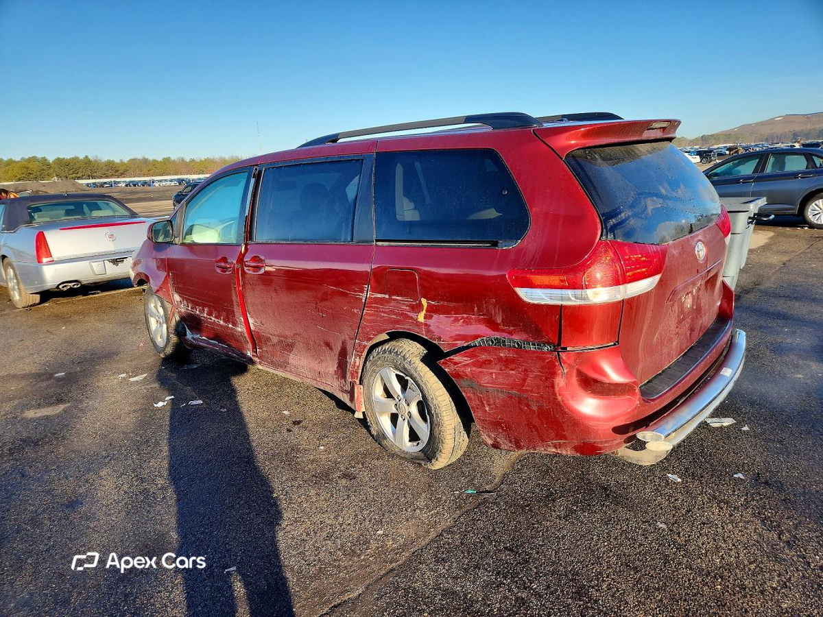 Toyota Sienna 2014