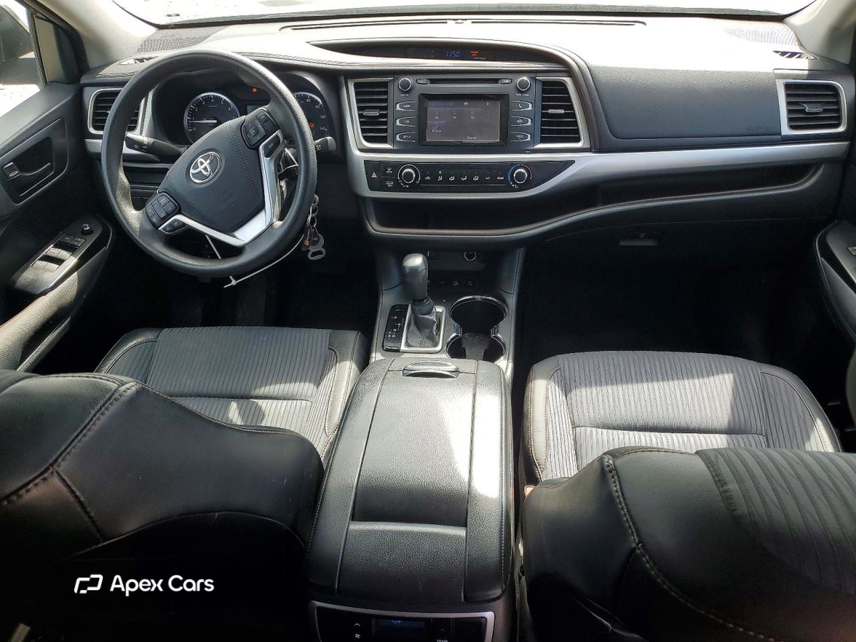 Toyota Highlander 2016