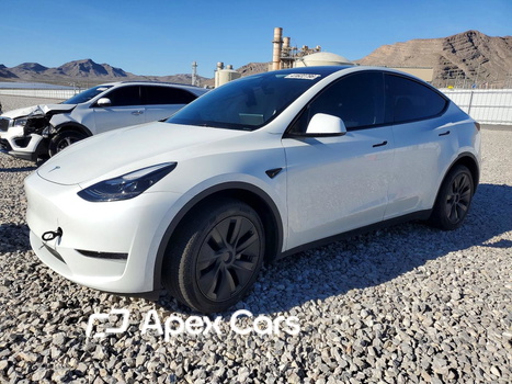 Tesla Model Y 2025 - Image 1 of 5