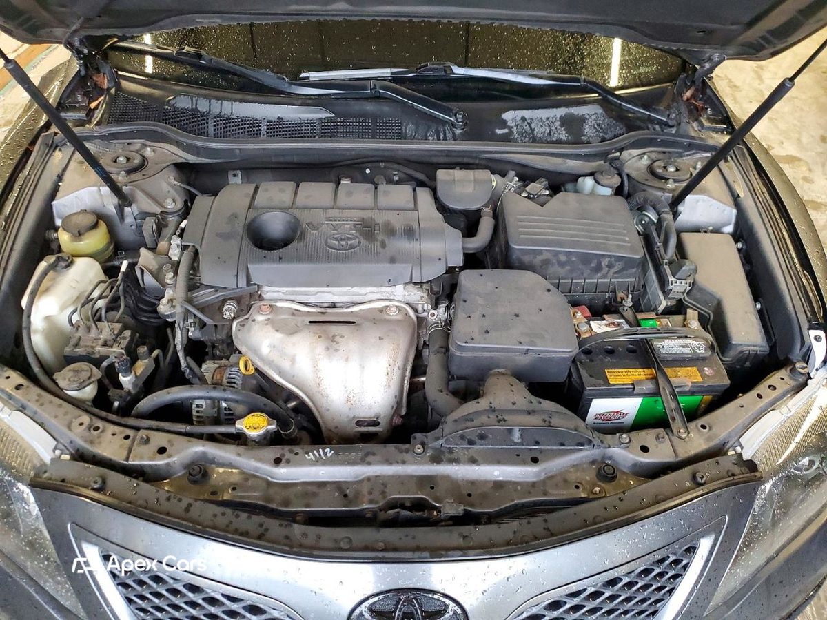 Toyota Camry 2011