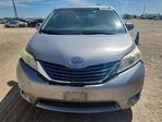 Toyota Sienna 2013