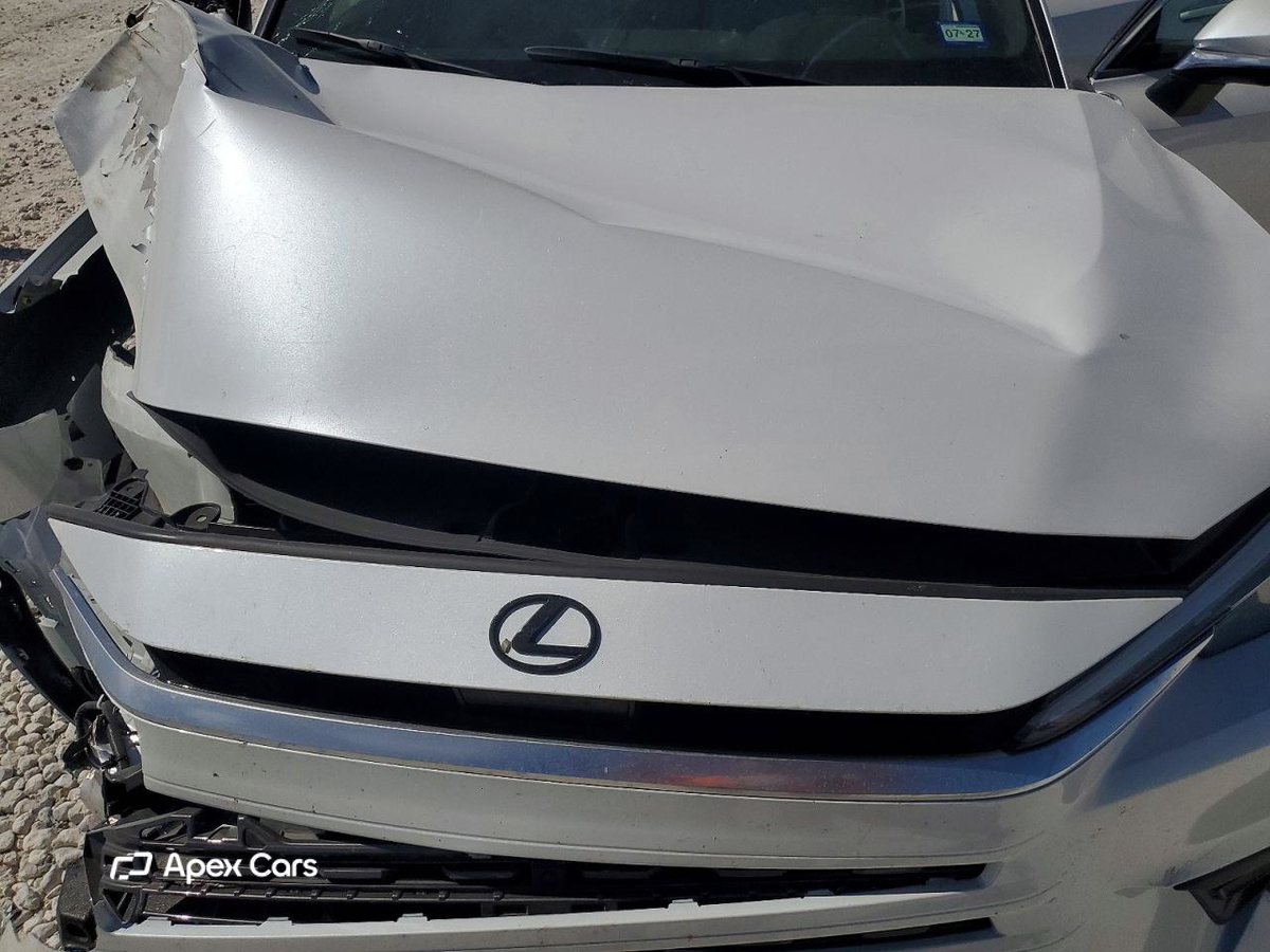 Lexus TX 2025