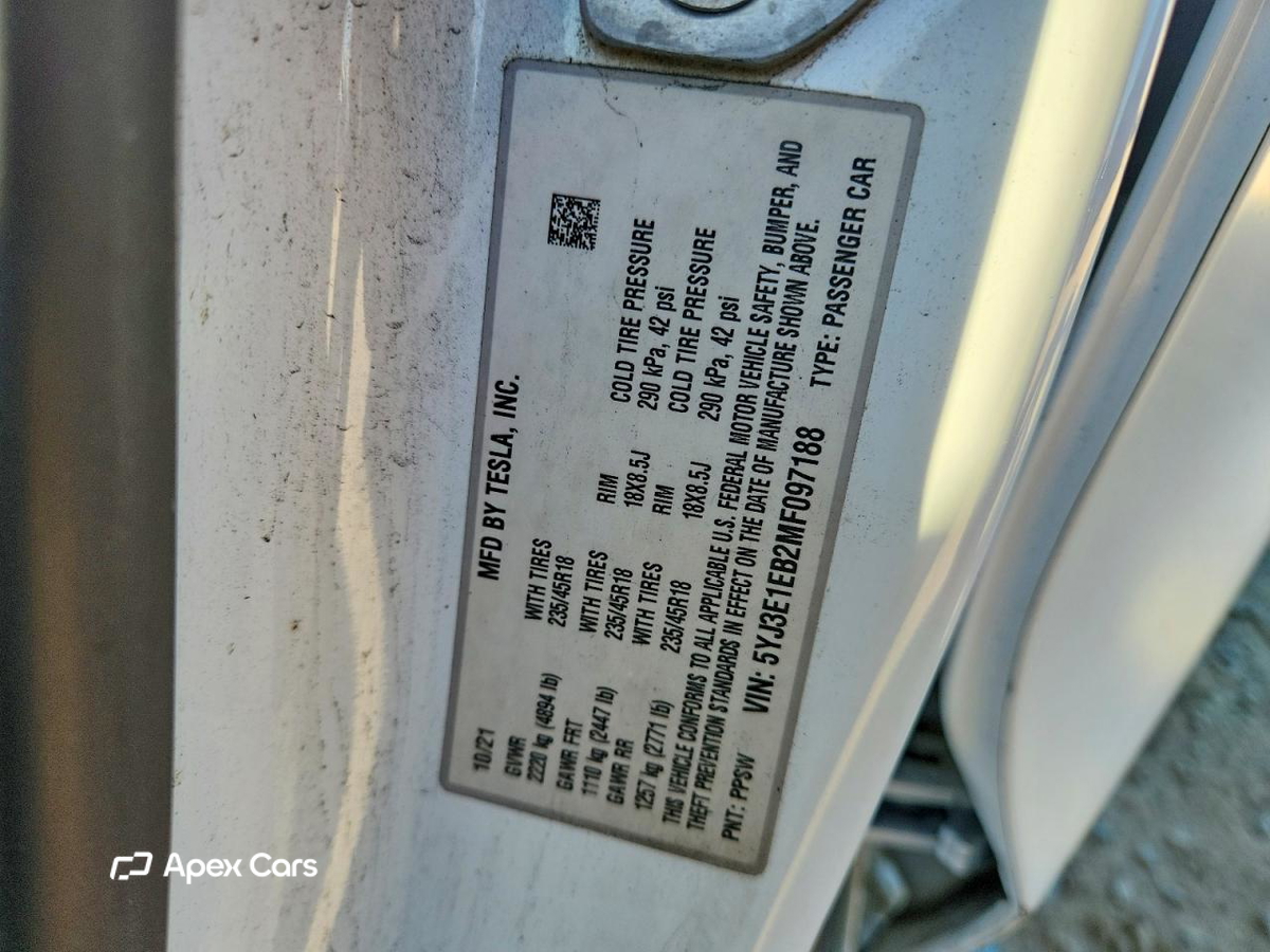 Tesla Model 3 2021