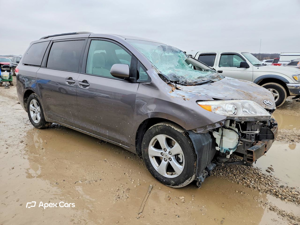 Toyota Sienna 2011