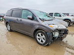 Toyota Sienna 2011