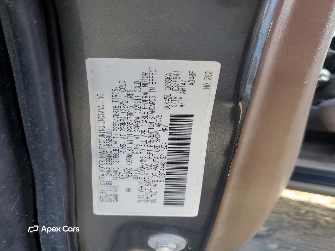 Toyota Sequoia 2004