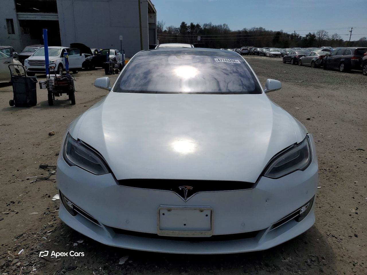 Tesla Model S 2016