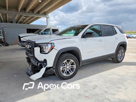 GMC Terrain 2025 - Image 1 of 14
