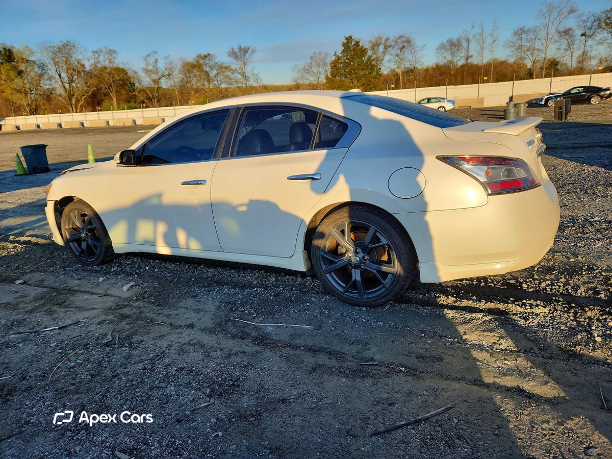 Nissan Maxima 2014