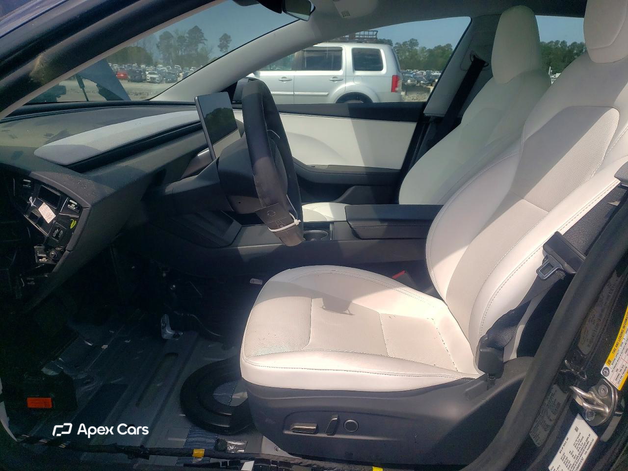 Tesla Model 3 2024