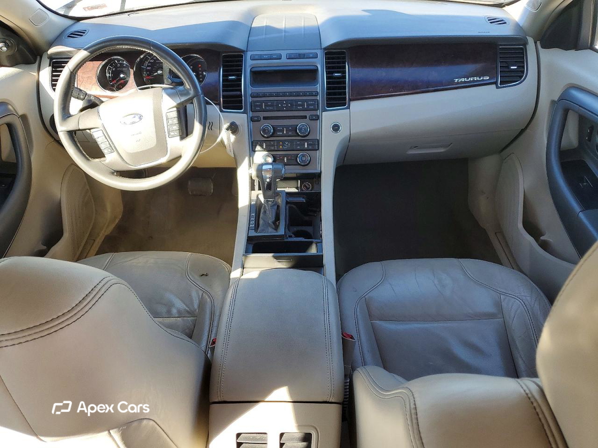 Ford Taurus 2011