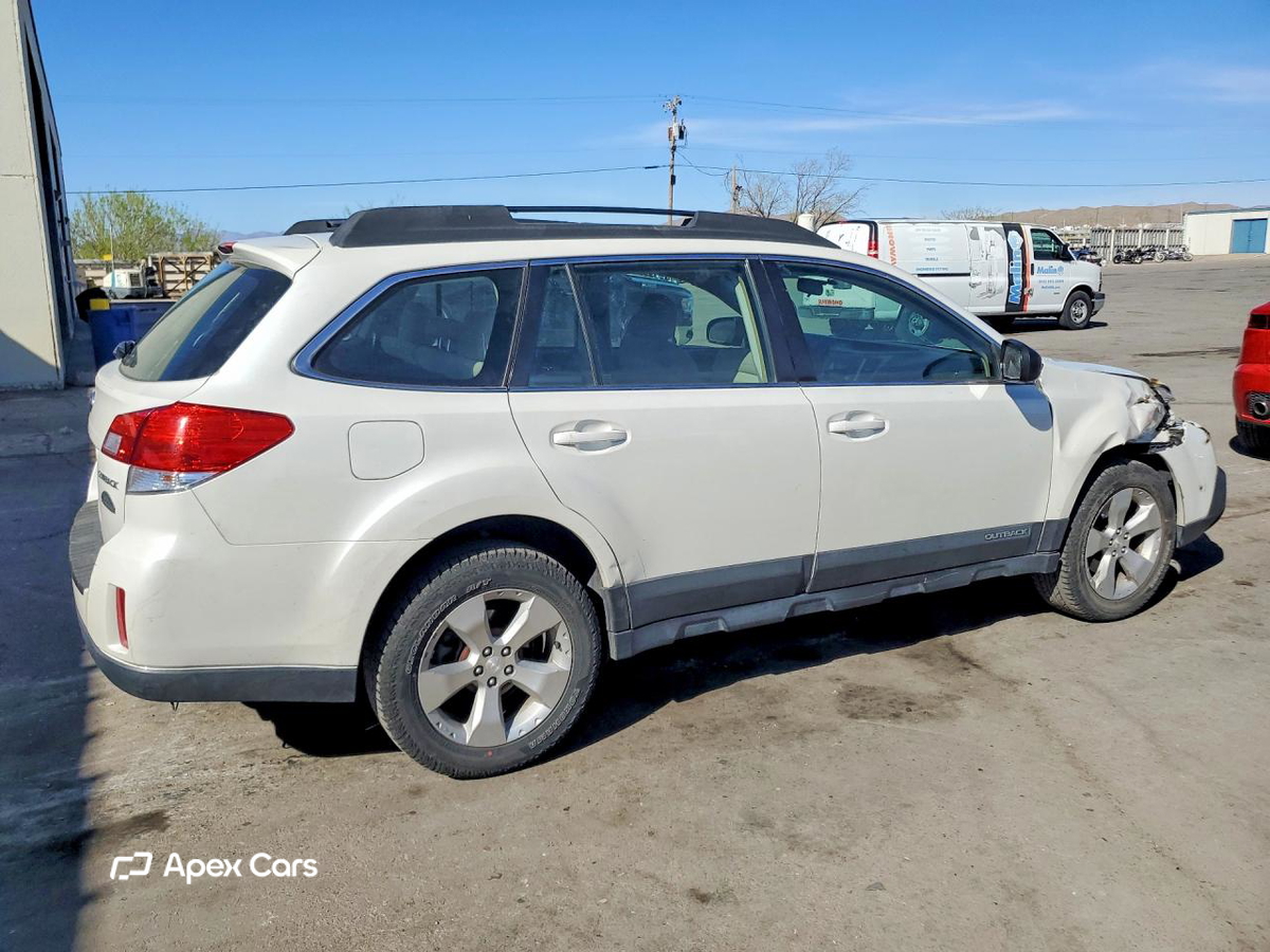 Subaru Outback 2013