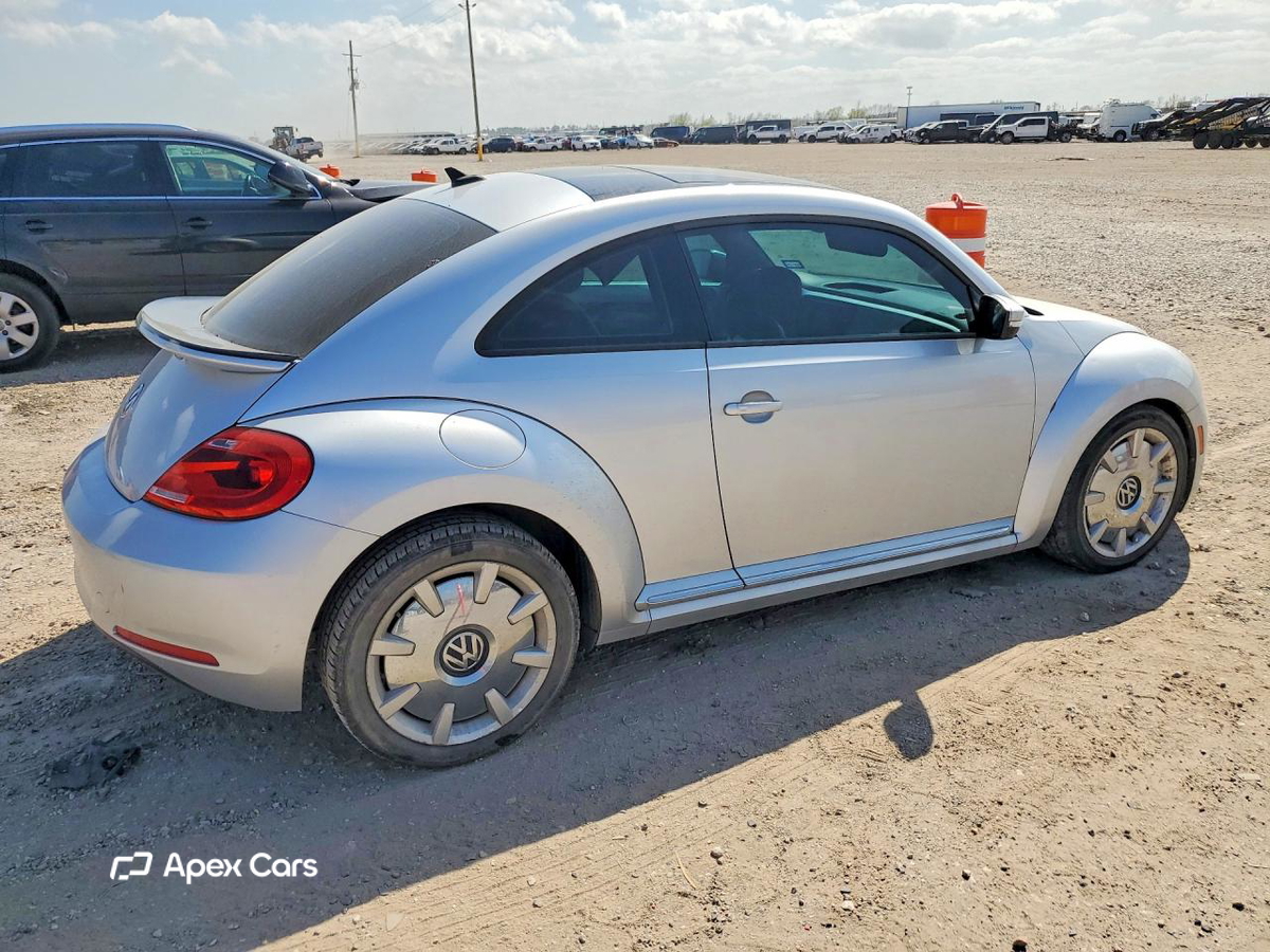 Volkswagen Beetle 2012