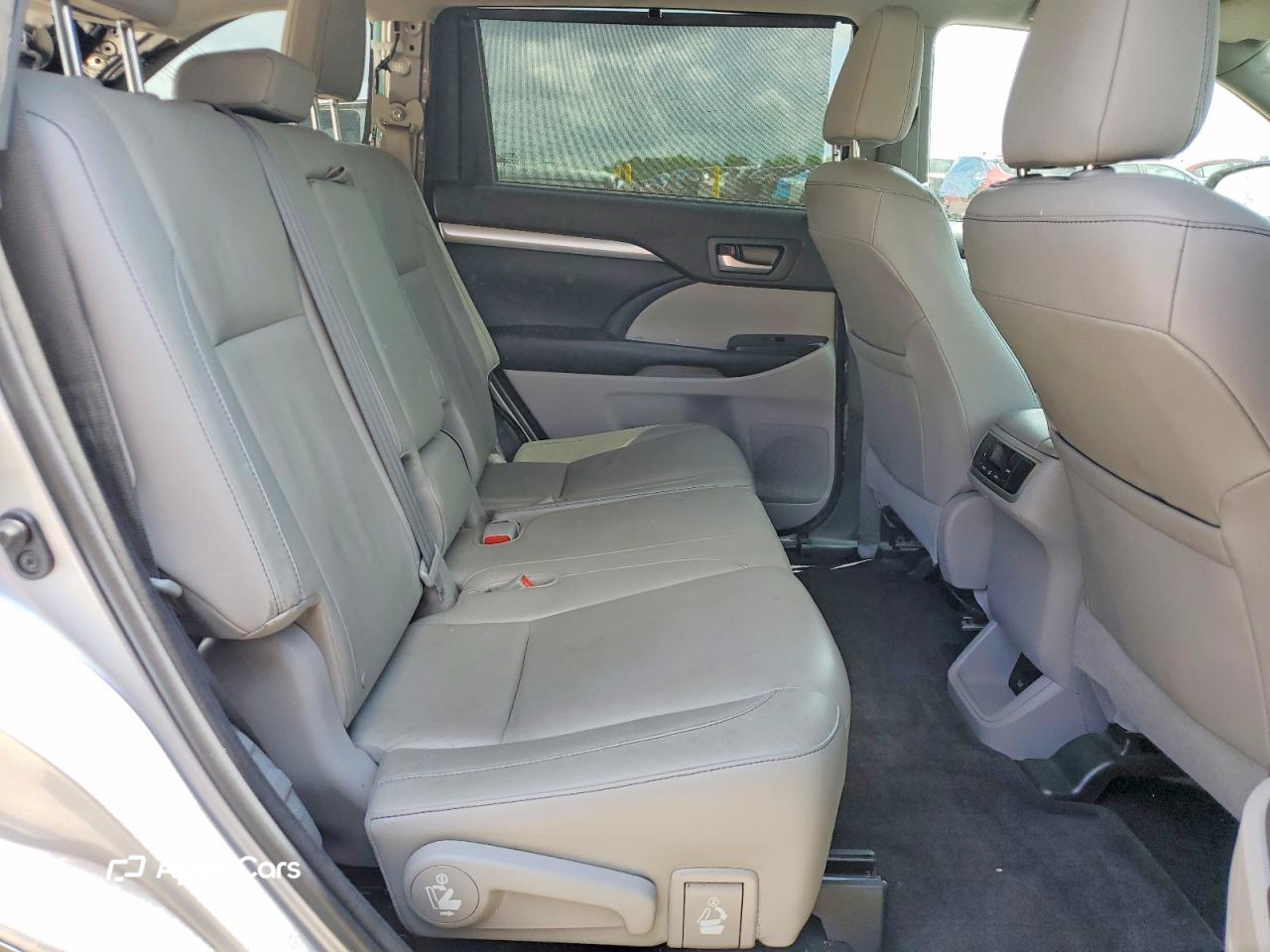 Toyota Highlander 2016