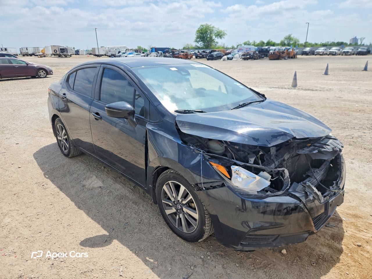 Nissan Versa 2020