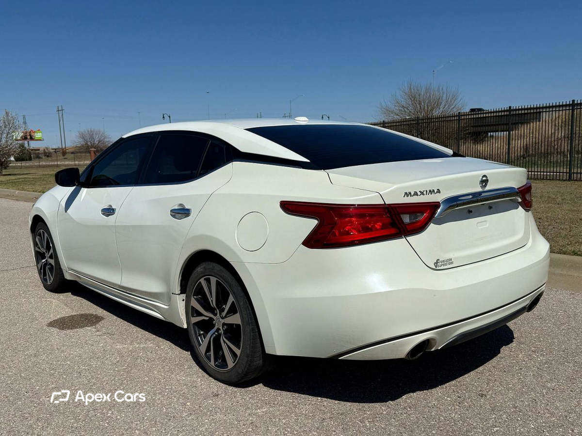 Nissan Maxima 2016