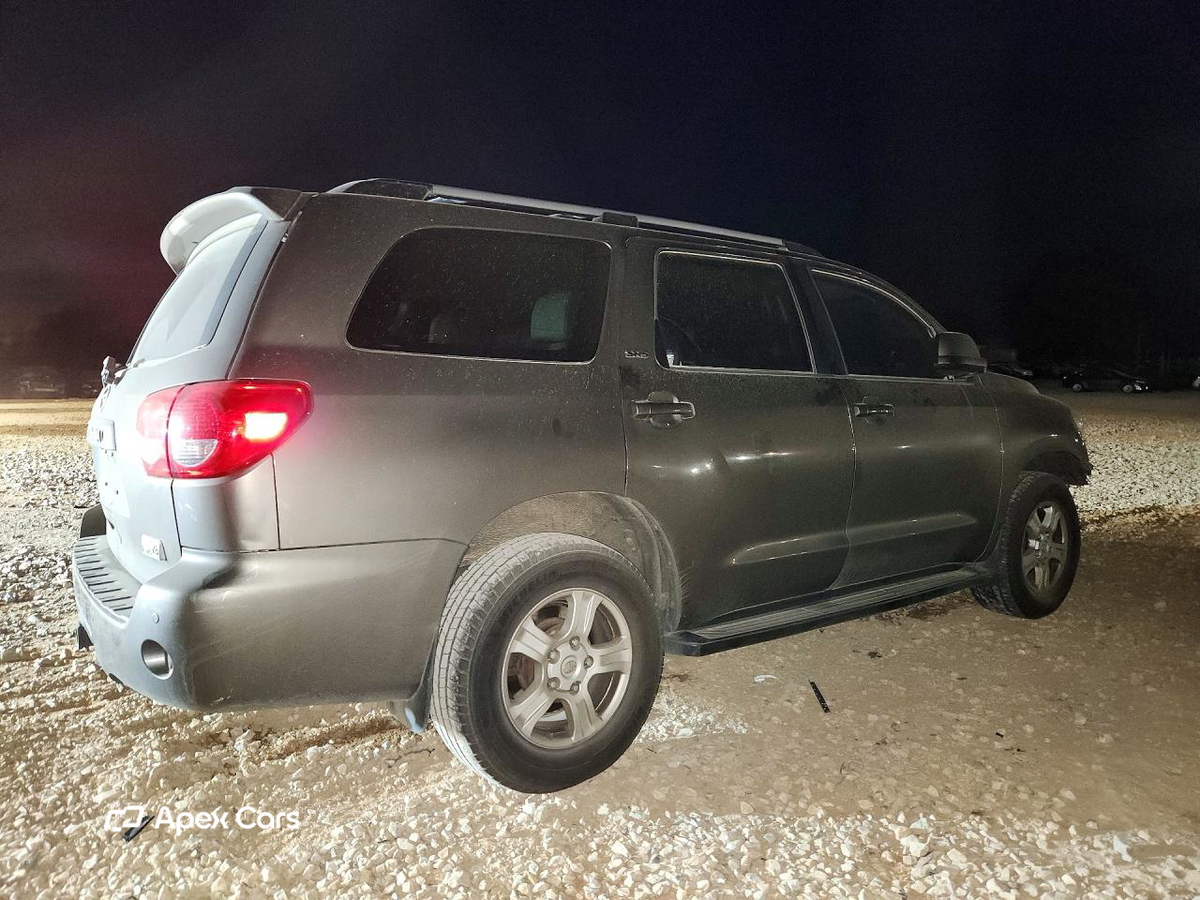 Toyota Sequoia 2016