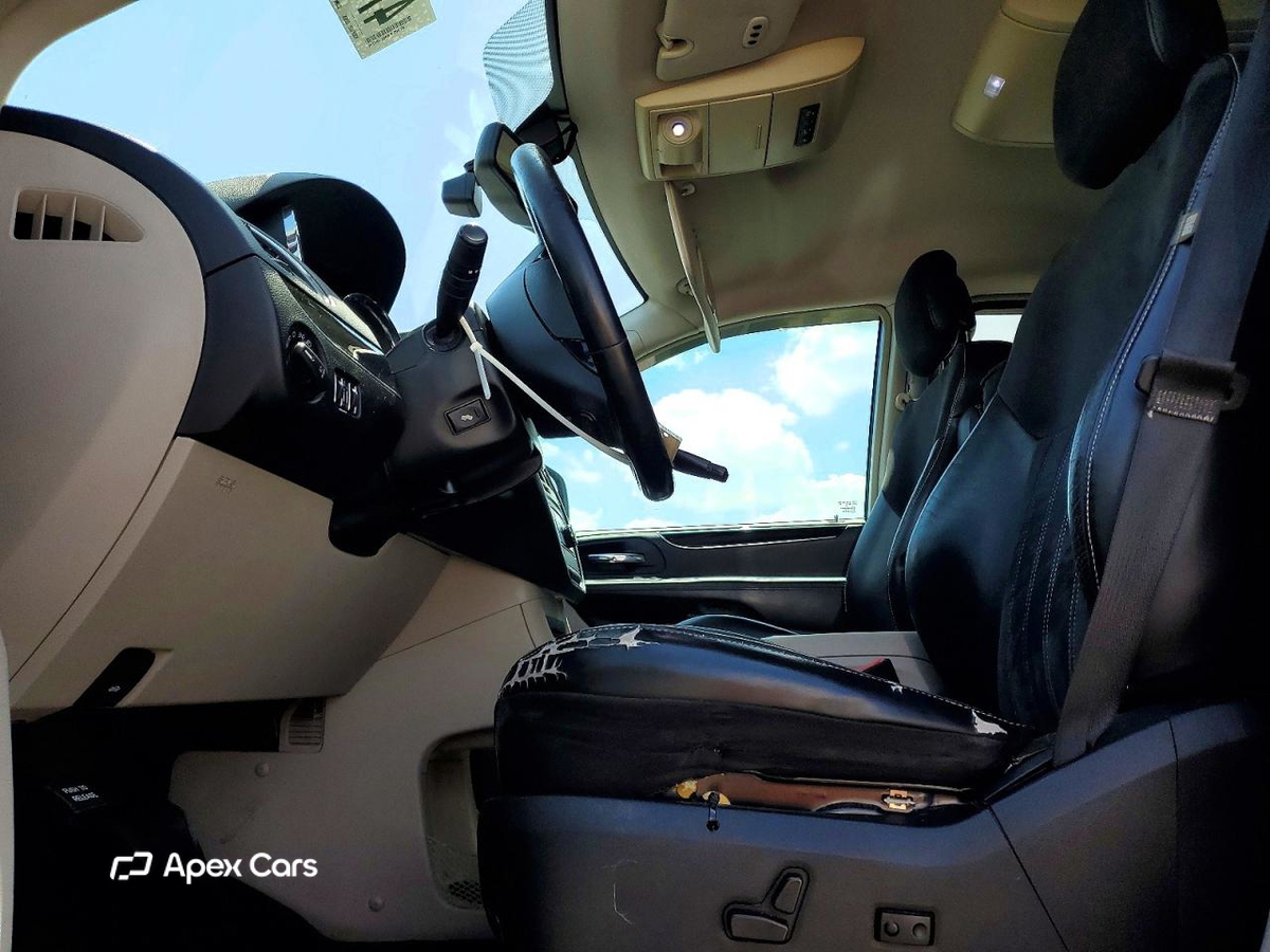 Chrysler Voyager 2014