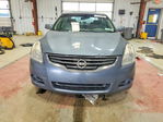 Nissan Altima 2010