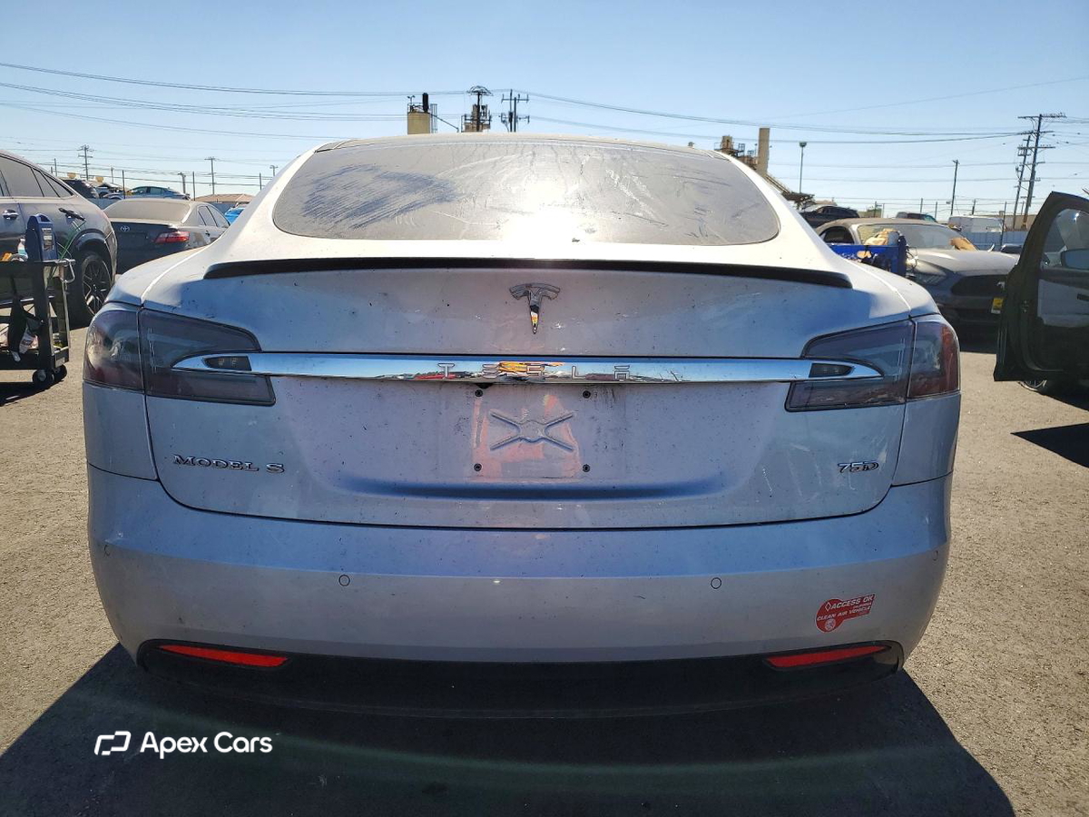 Tesla Model S 2018