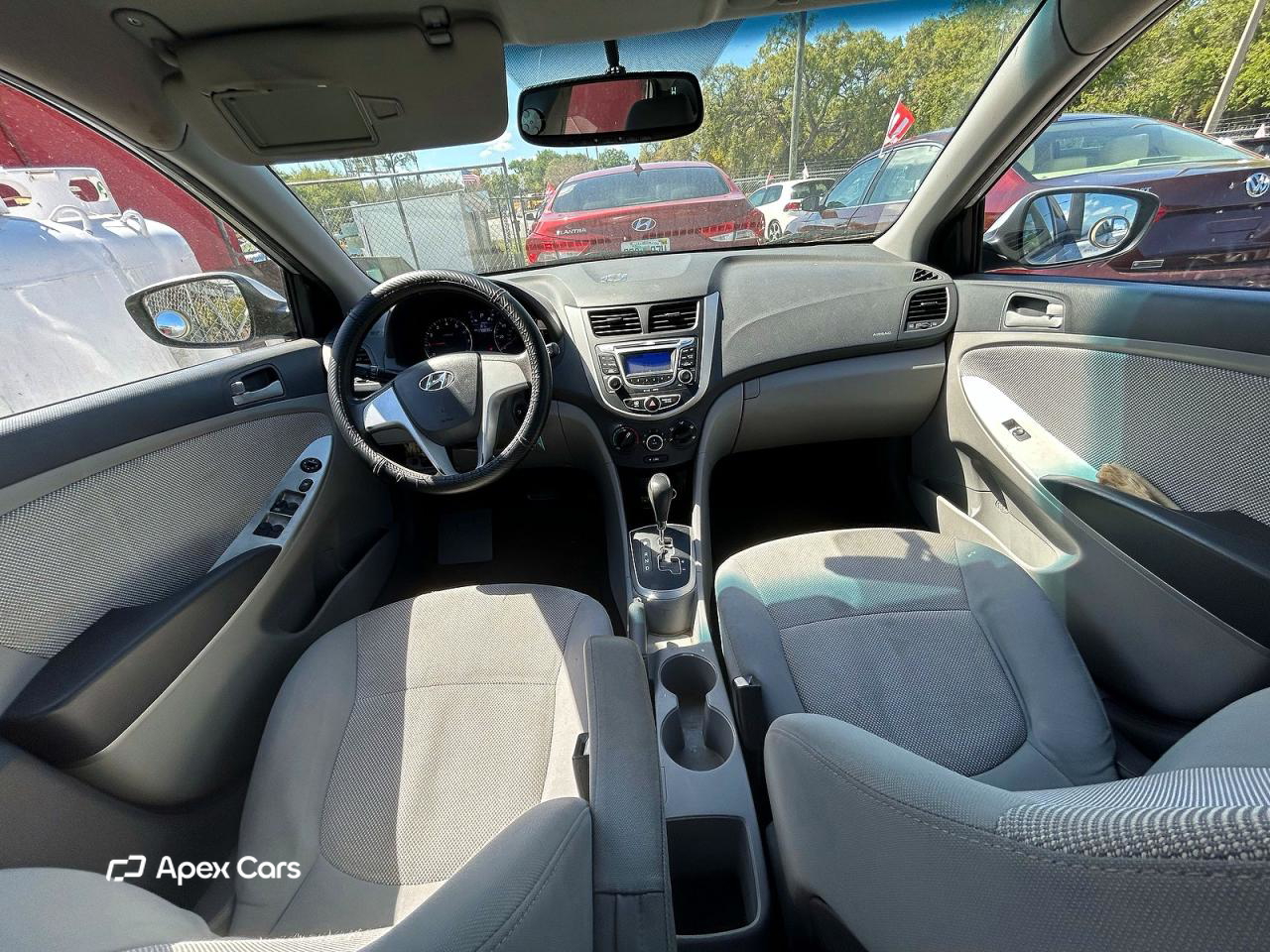 Hyundai Accent 2012