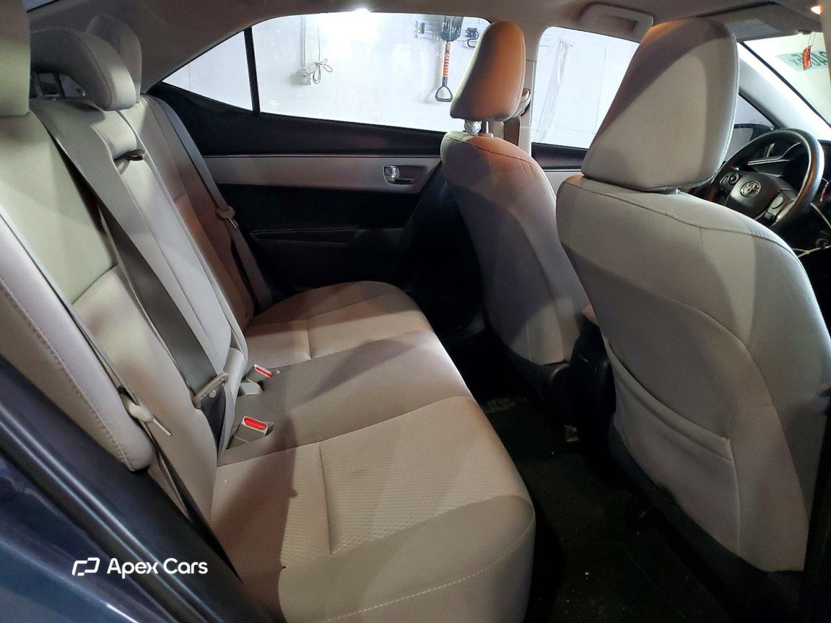 Toyota Corolla 2015