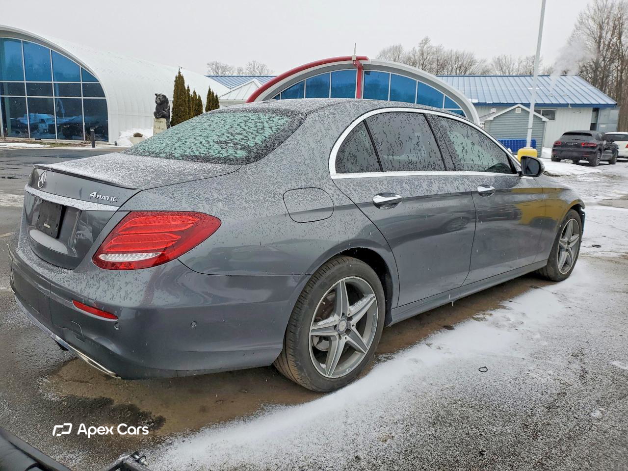 Mercedes-Benz  2017