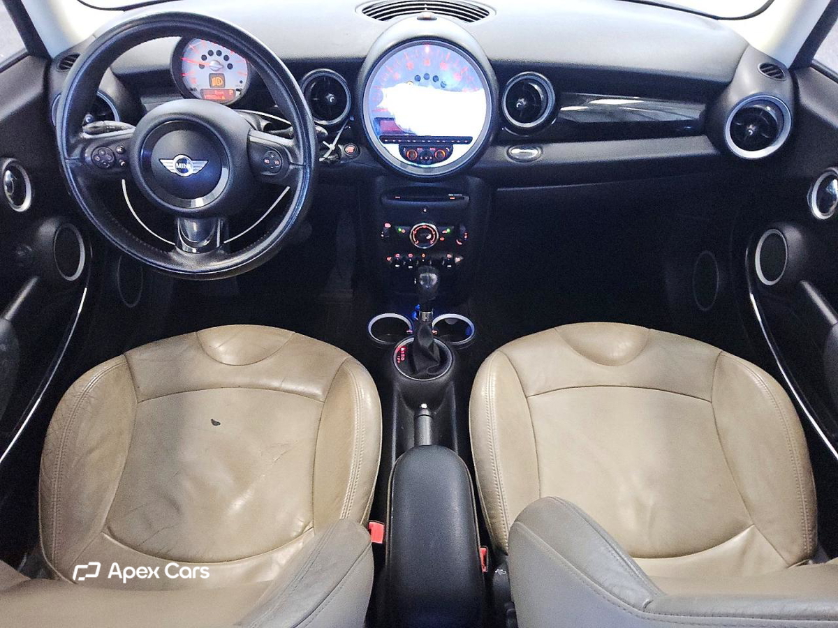 MINI Cooper 2012