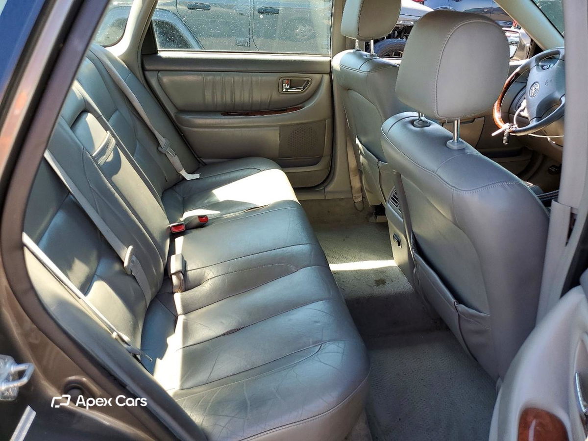 Toyota Avalon 2003