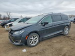 Chrysler Pacifica 2017