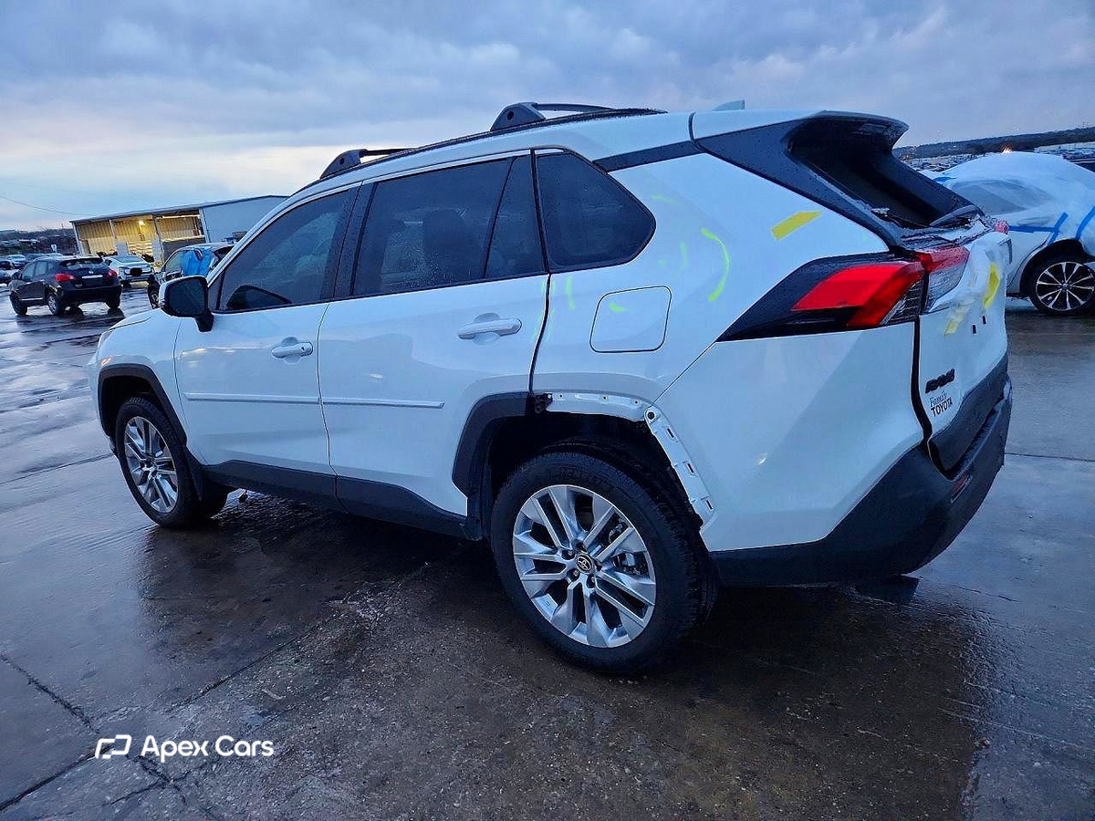 Toyota RAV 4 2025