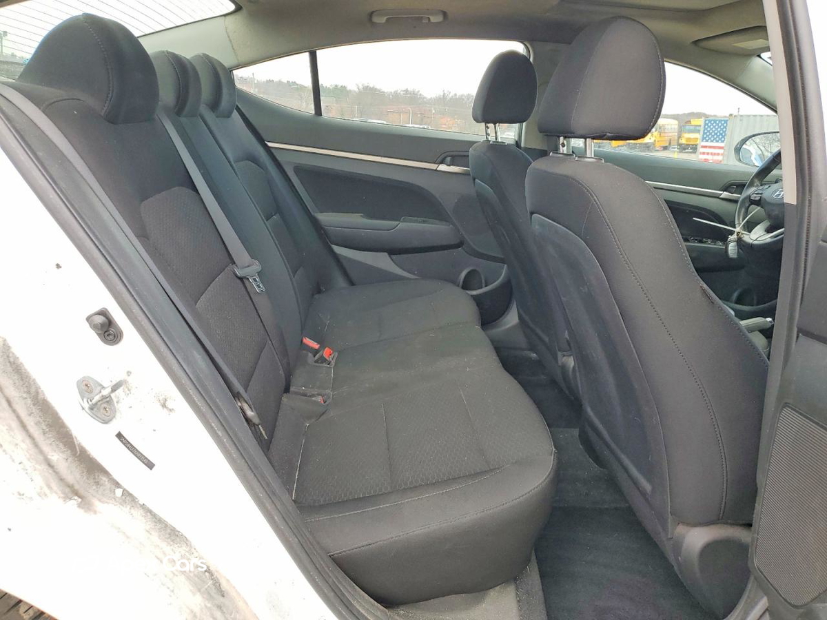 Hyundai Elantra 2019