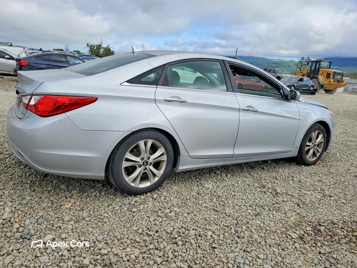Hyundai Sonata 2011