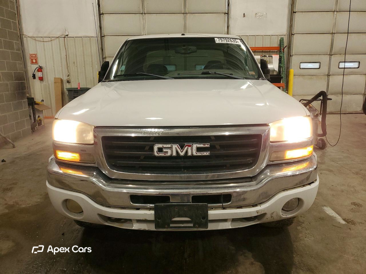 GMC Sierra 2004
