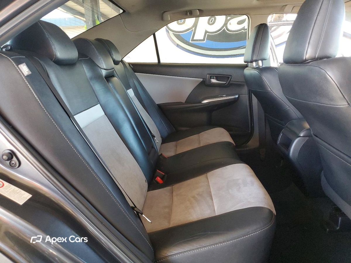 Toyota Camry 2012