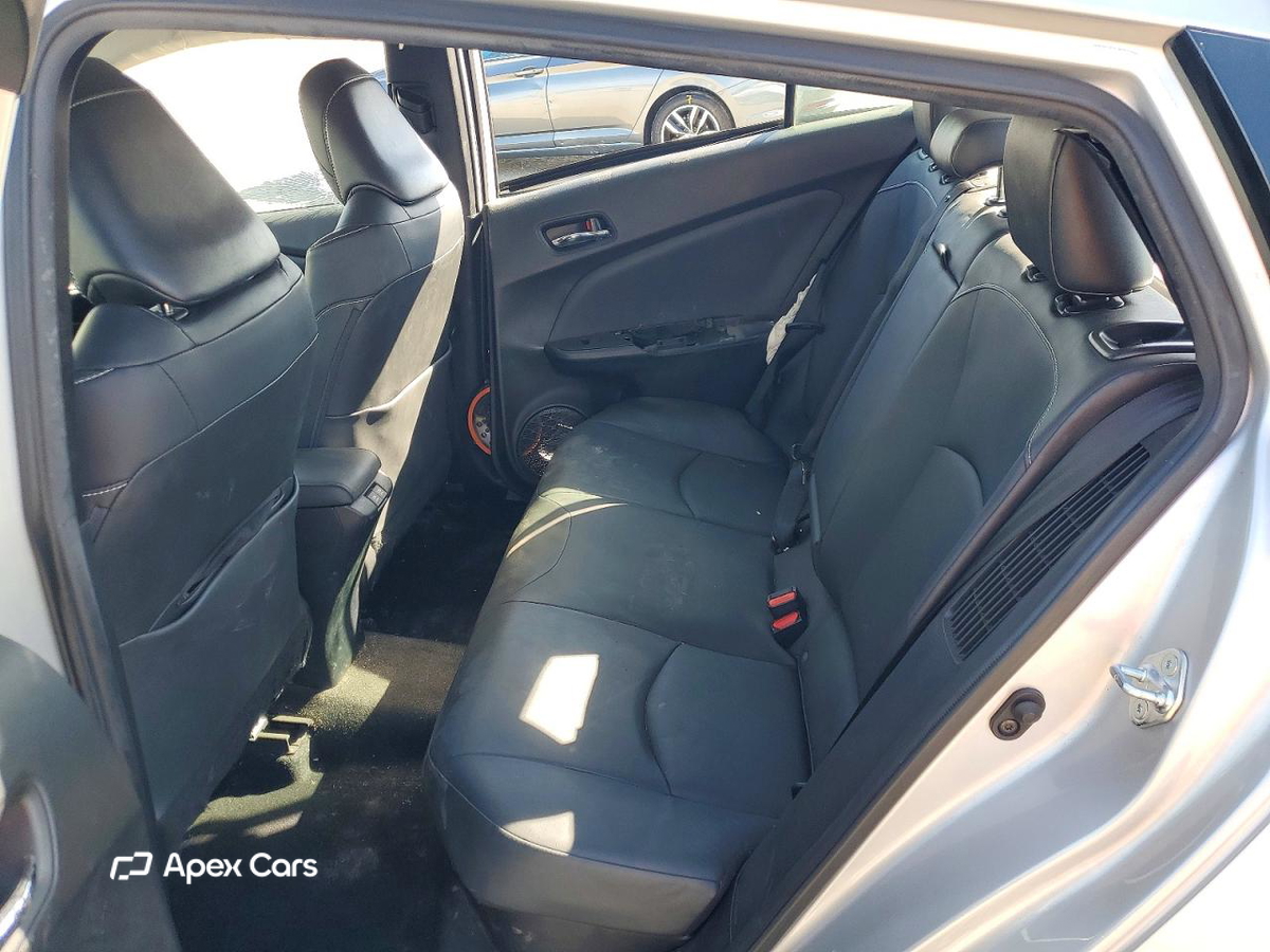 Toyota Prius 2021