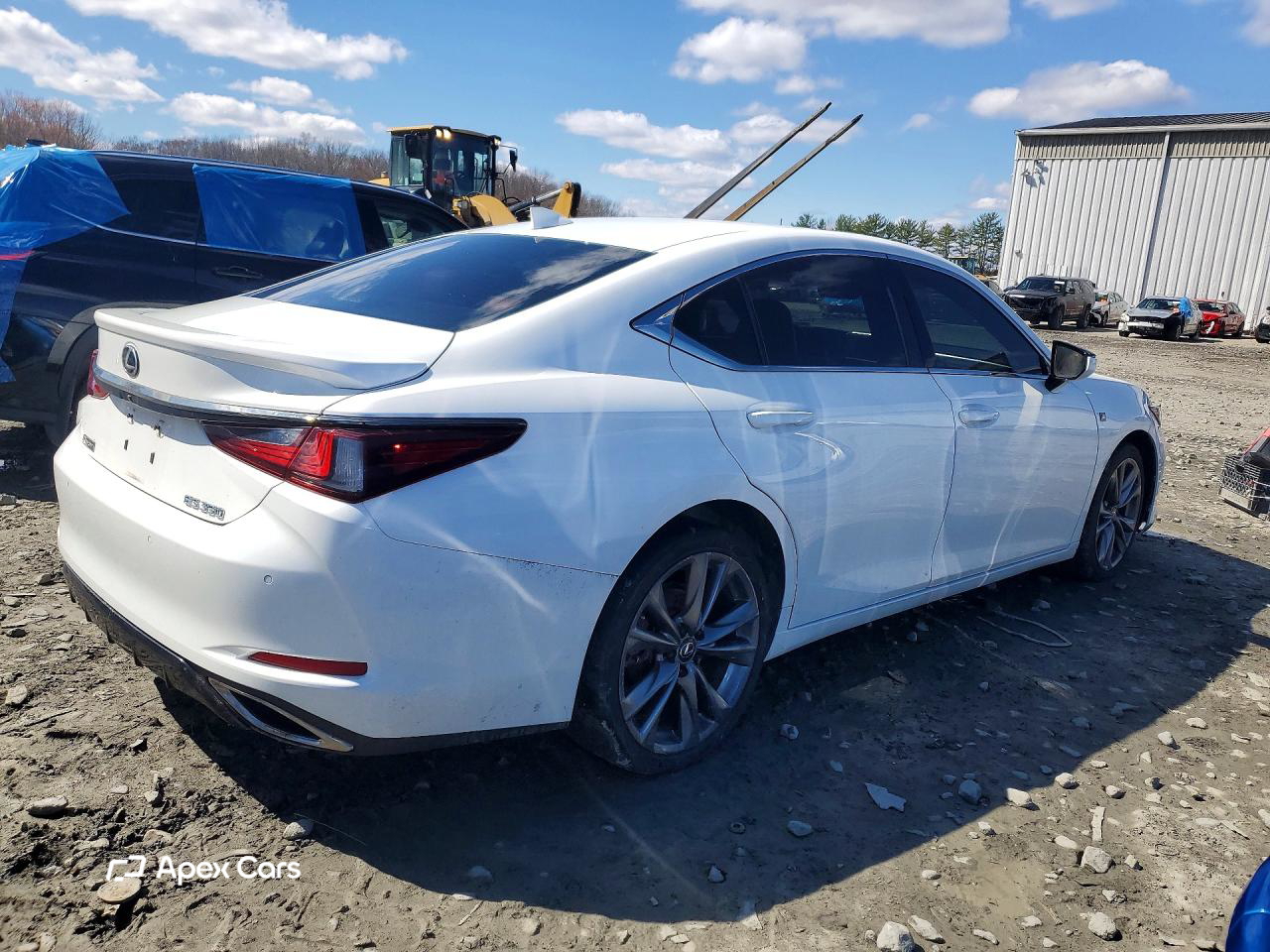 Lexus ES 2019