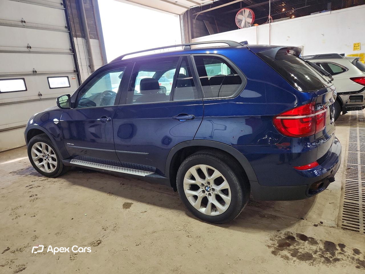 BMW X5 2011