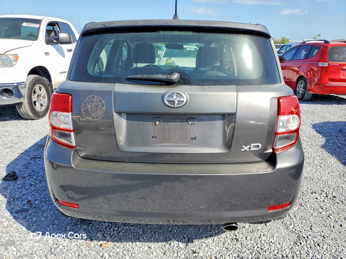 Scion xD 2008