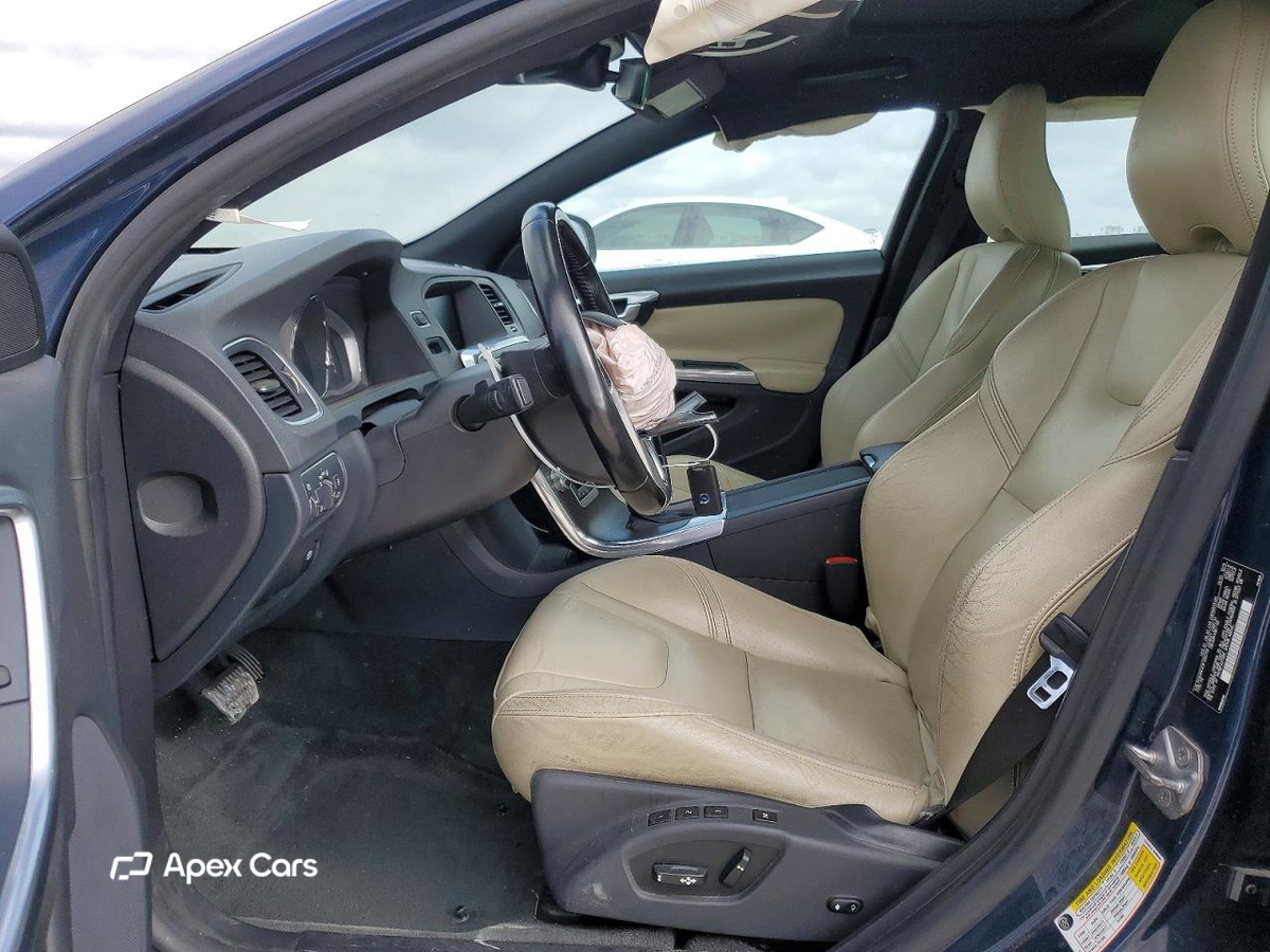 Volvo S60 2015
