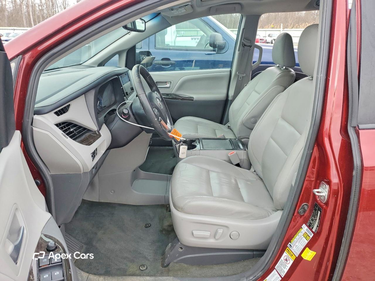 Toyota Sienna 2017