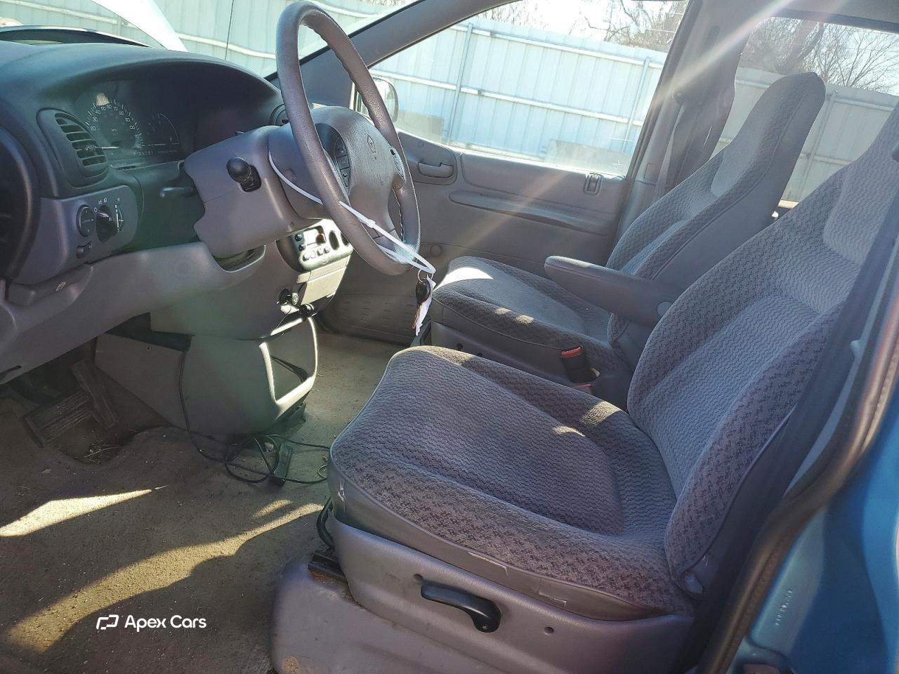 Plymouth Voyager 1999