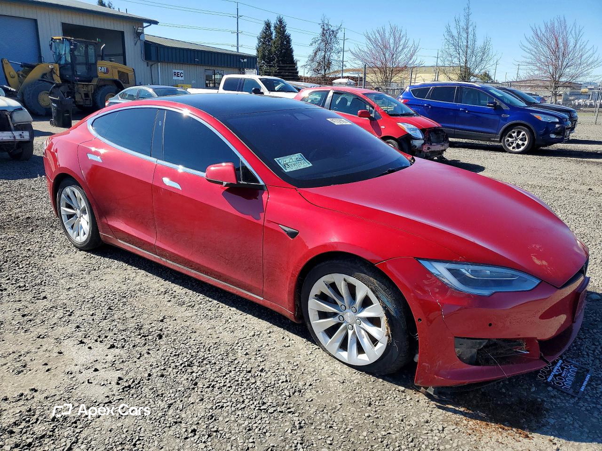 Tesla Model S 2018