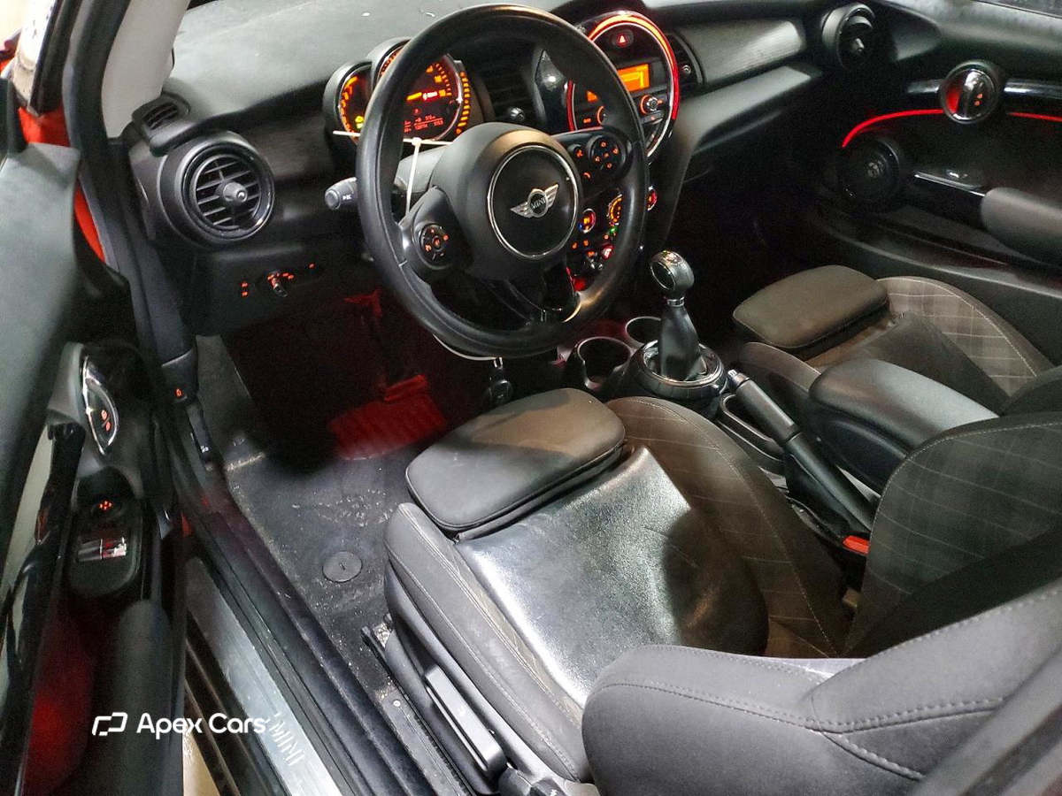 MINI Cooper 2015