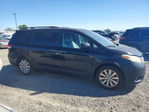 Toyota Sienna 2011