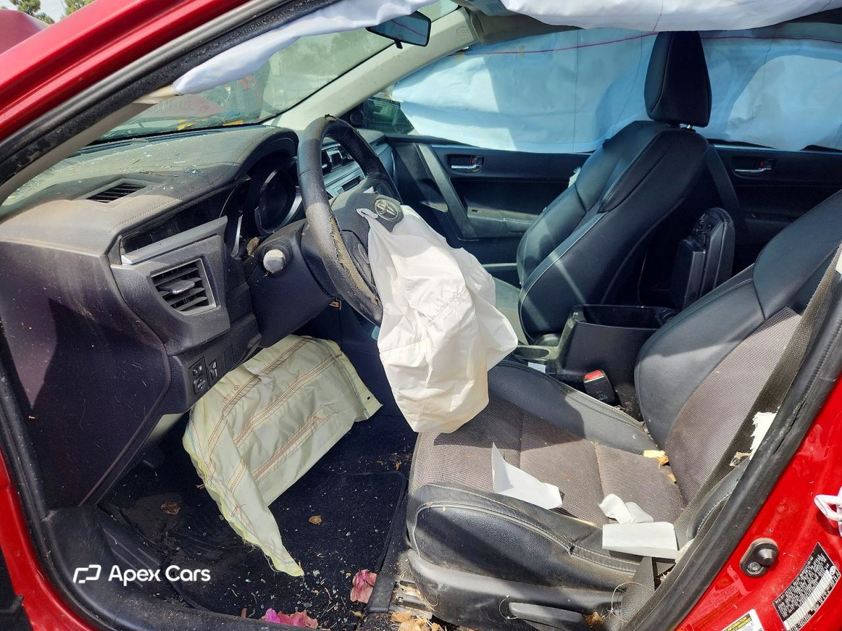 Toyota Corolla 2015
