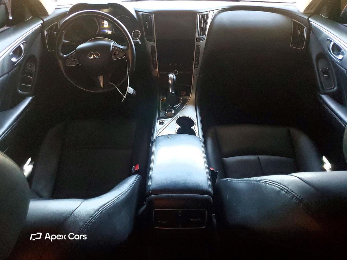 Infiniti Q50 2015